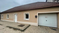 NA PREDAJ: Klimatizovaná predajňa s parkovaním v obci Veľké Kostoľany 