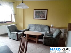 NA PRENÁJOM: Kompletne zariadený menší 2 izbový byt na Františkánskej ulici v centre mesta