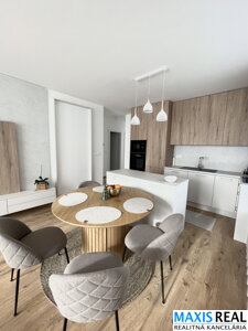 NA PRENÁJOM : Pekne zariadený, úplne nový 3 izbový byt v novostavbe CUKROVAR