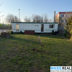 NA PREDAJ: Záhradka s mobilným domčekom priamo v Trnave