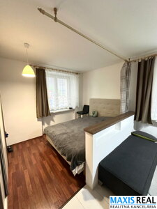 NA PRENÁJOM: Garsónka v priamom centre Trnavy na ulici Dolné Bašty