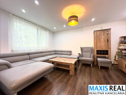 NA PREDAJ: 3-izbový byt s lodžiou a výmerou 64 m² v tichej lokalite Trnavy – G. Dusíka