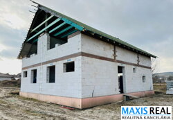 NA PREDAJ: Kvalitná novostavba 4 izbového rodinného domu v obci Dechtice