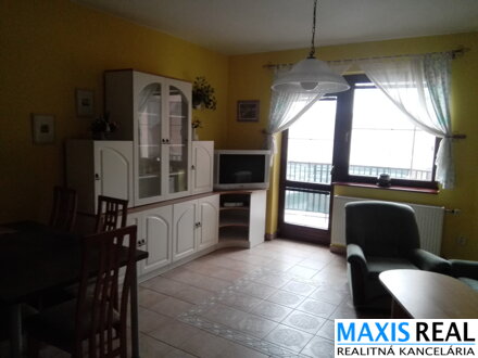 NA PRENÁJOM: Kompletne zariadený menší 2 izbový byt na Františkánskej ulici v centre mesta