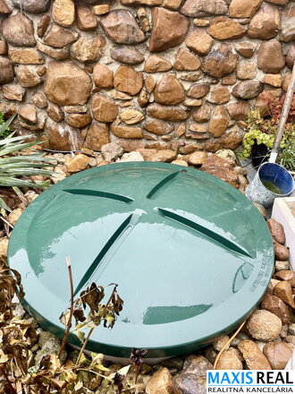 NA PREDAJ : Veľký rodinný dom s 2 bytovými jednotkami a možnosťou dokončiť 3 b.j.