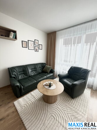 NA PRENÁJOM : Pekne zariadený, úplne nový 3 izbový byt v novostavbe CUKROVAR