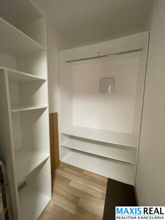 NA PRENÁJOM : Na prenájom klimatizovaný 2-izbový  byt v novostavbe ARBORIA s 2park.státiami