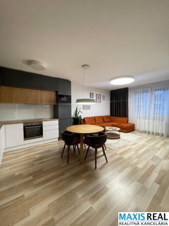 NA PRENÁJOM : Na prenájom klimatizovaný 2-izbový  byt v novostavbe ARBORIA s 2park.státiami