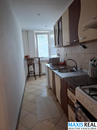 NA PRENÁJOM: 2 izbový byt na ulici A.Kubínu