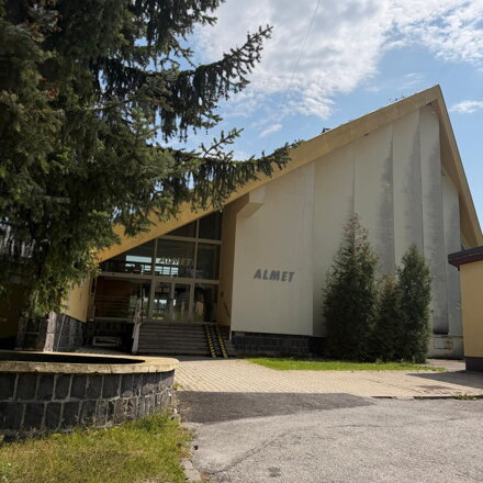 NA PREDAJ: 2-izbový apartmán v srdci Donovál