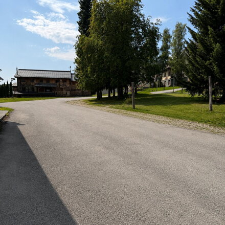NA PREDAJ: 2-izbový apartmán v srdci Donovál