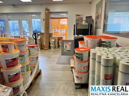 NA PRENÁJOM : Moderný obchodný priestor s kanceláriou
