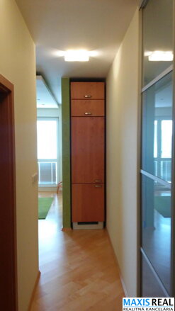 NA PRENÁJOM: Prenájom 2-izbového bytu – Dolné bašty, priamo oproti City Aréne