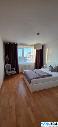 NA PRENÁJOM: ? Prenájom 3-izbového bytu v Opoji – komfortné bývanie v prírode