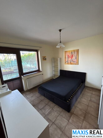 NA PRENÁJOM: Prenájom 3-izbového bytu v centre mesta – Františkánska ulica