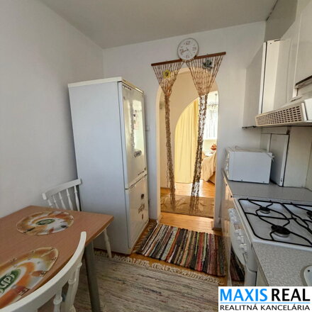 NA PRENÁJOM: PRENÁJOM 3-IZBOVÉHO BYTU PRI TESCU