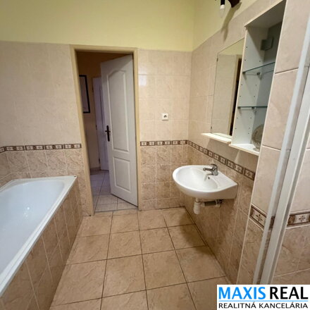 NA PRENÁJOM: Garsónka vo Zvončíne