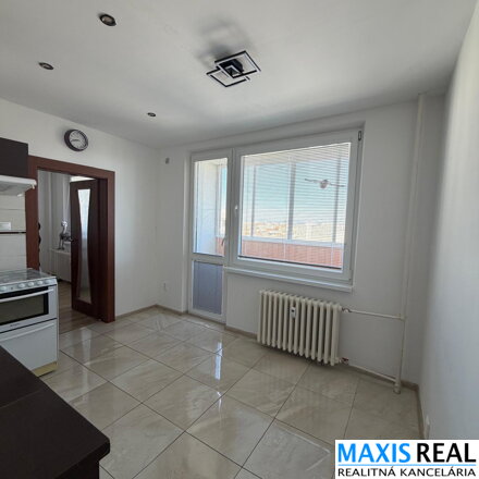 NA PRENÁJOM:  Prenájom veľkého 1,5 izbového bytu na Prednádraží.