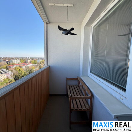 NA PRENÁJOM:  Prenájom veľkého 1,5 izbového bytu na Prednádraží.