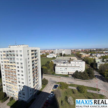 NA PRENÁJOM:  Prenájom veľkého 1,5 izbového bytu na Prednádraží.