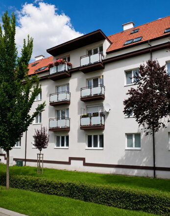 NA PRENÁJOM: Veľký 2 izbový byt o výmere 86m2 v prevedení mezonet s balkónom a parkovacím státím.