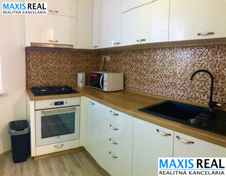 NA PRENÁJOM: 1-izbový byt s balkónom vo vyhľadávanej lokalite v peknom prostredí na Hospodárskej ulici