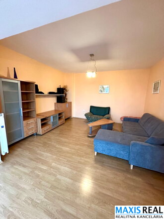 NA PRENÁJOM | Priestranný a útulný 3-izbový byt (90 m²) v Hrnčiarovciach nad Parnou – len 1 km od Trnavy