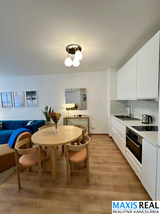 NA PRENÁJOM: Moderný 2-izbový byt s terasou a predzáhradkou – Cukrovarská, Trnava