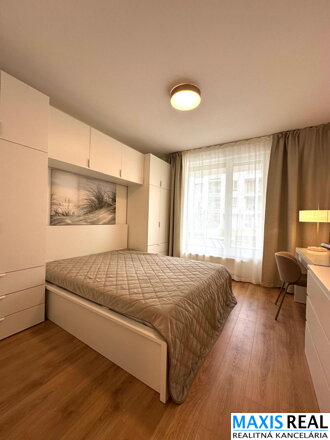 NA PRENÁJOM: Moderný 2-izbový byt s terasou a predzáhradkou – Cukrovarská, Trnava