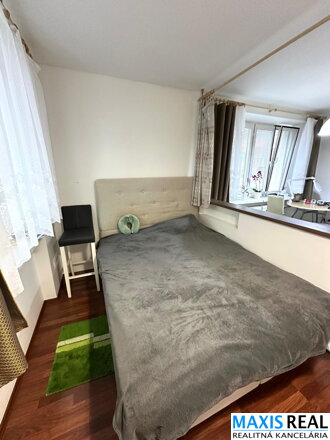 NA PREDAJ: Menší 1-izbový byt v priamom centre Trnavy – Dolné Bašty