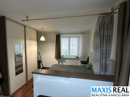 NA PREDAJ: Menší 1-izbový byt v priamom centre Trnavy – Dolné Bašty