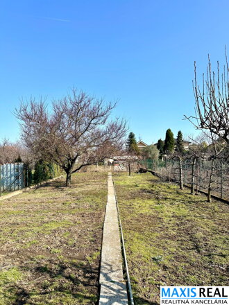 NA PREDAJ: Rodinný dom s pozemkom 770 m² v Modranke-Trnava