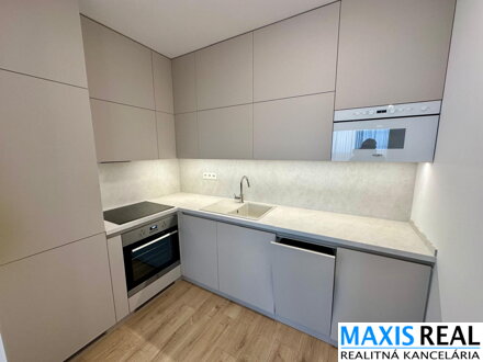 TOP NA PRENÁJOM: Nový 2-izbový byt s lodžiou a parkovaním v podzemnej garáži – Zimná ulica, Trnava