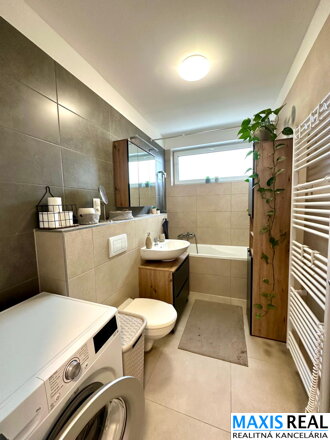 TOP NA PREDAJ: Novostavba 4-izbového rodinného domu s terasou – Opoj, Čerešňová ulica (kolaudácia 2023)