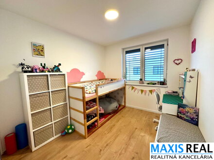 TOP NA PREDAJ: Novostavba 4-izbového rodinného domu s terasou – Opoj, Čerešňová ulica (kolaudácia 2023)