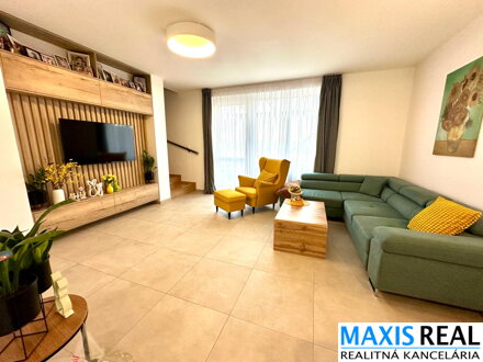 TOP NA PREDAJ: Novostavba 4-izbového rodinného domu s terasou – Opoj, Čerešňová ulica (kolaudácia 2023)