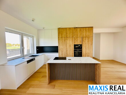 TOP NA PRENÁJOM: 4-izbová novostavba s dvojgarážou, bazénom a veľkou záhradou vo vyhľadávanej časti Trnavy – Kamenáč