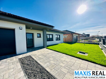 TOP NA PRENÁJOM: 4-izbová novostavba s dvojgarážou, bazénom a veľkou záhradou vo vyhľadávanej časti Trnavy – Kamenáč