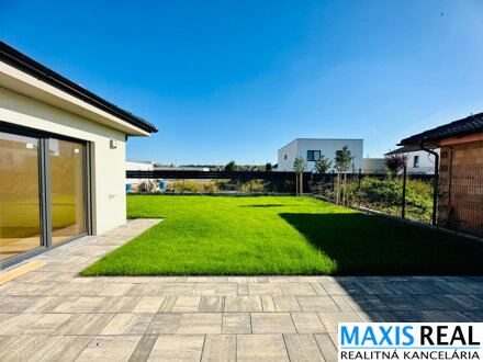 TOP NA PRENÁJOM: 4-izbová novostavba s dvojgarážou, bazénom a veľkou záhradou vo vyhľadávanej časti Trnavy – Kamenáč