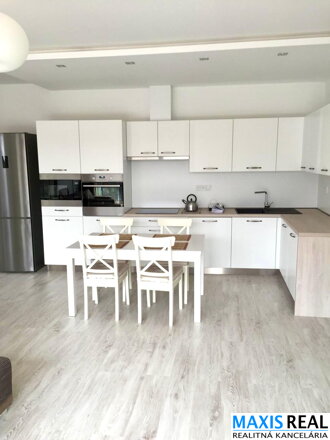 TOP NA PRENÁJOM: 2-izbový byt priamo v centre Trnavy s parkovaním 