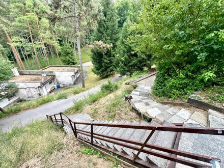 TOP NA PREDAJ: Rekreačná chata po kompletnej rekonštrukcii – Dobrá Voda | Terasy | Smart ovládanie | Pokoj v srdci prírody