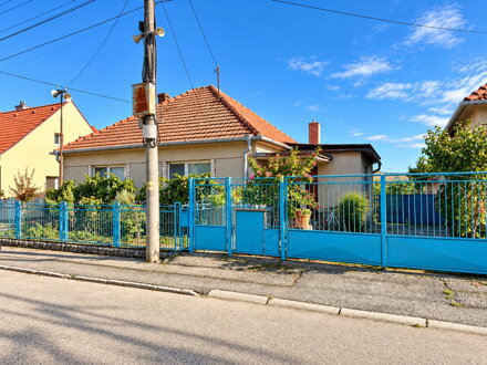 NA PREDAJ: 4-izbový rodinný dom v obci Dechtice