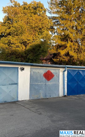 NA PRENÁJOM : Garáž na Kalinčiakovej ulici
