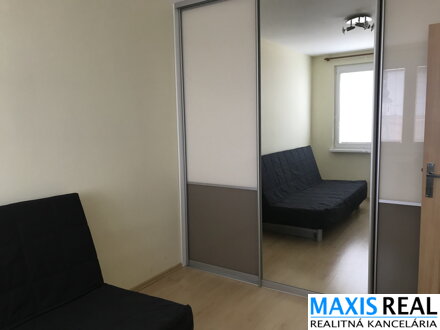 NA PREDAJ : 4 izbový byt na Hlbokej  