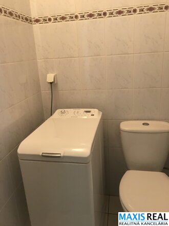 NA PREDAJ : 4 izbový byt na Hlbokej  