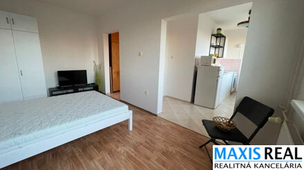 NA PRENÁJOM: Zariadený 1 izbový byt s balkónom Na hlinách.