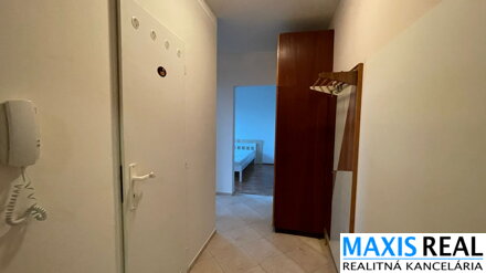 NA PRENÁJOM: Zariadený 1 izbový byt s balkónom Na hlinách.