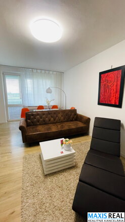 NA PREDAJ: Moderný 2-izbový byt po kompletnej rekonštrukcii s dvoma lodžiami – Trnava, Prednádražie  