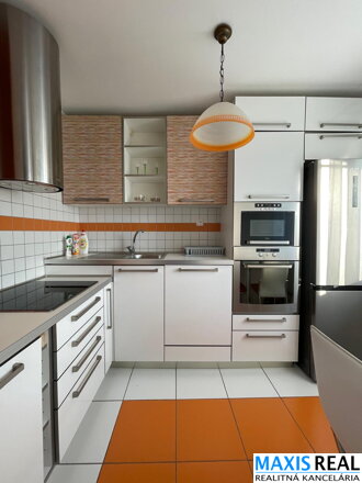 NA PRENAJOM: 1 izbový byt na Družbe