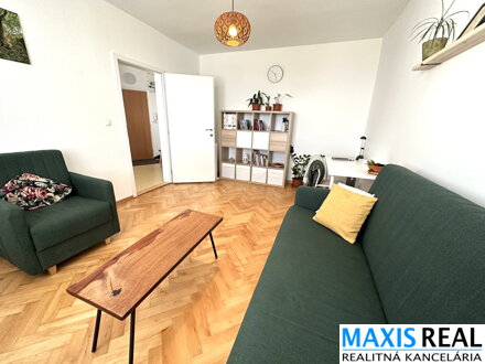 REZERVOVANÉ: 1-izbový byt na Hospodárskej ulici v Trnave s výmerou 36m2
